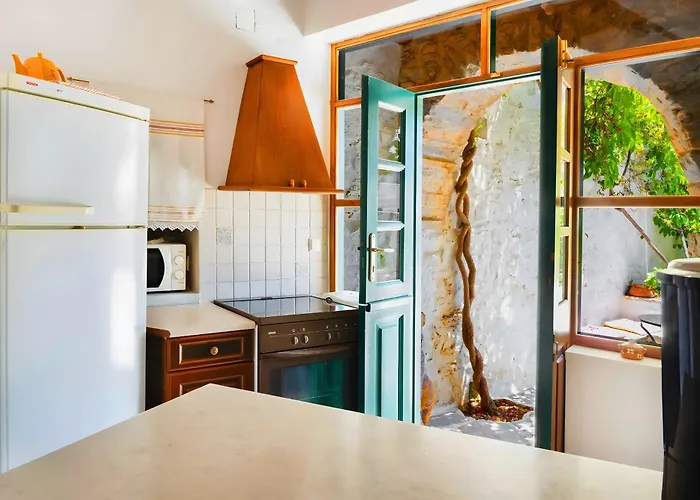 Zeus House Ferienhaus *