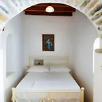 Holiday home Zeus House