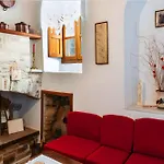 Holiday home Zeus House *