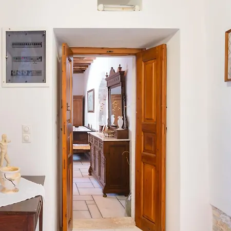 Zeus House Holiday home