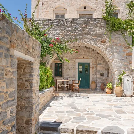 Zeus House Holiday home *