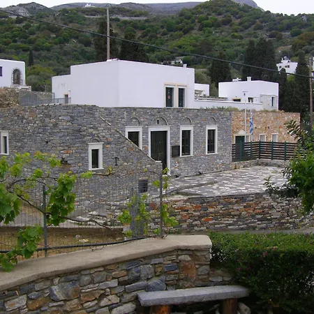 Zeus House * Naxos City