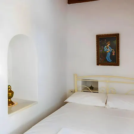 Zeus House Semesterbostad