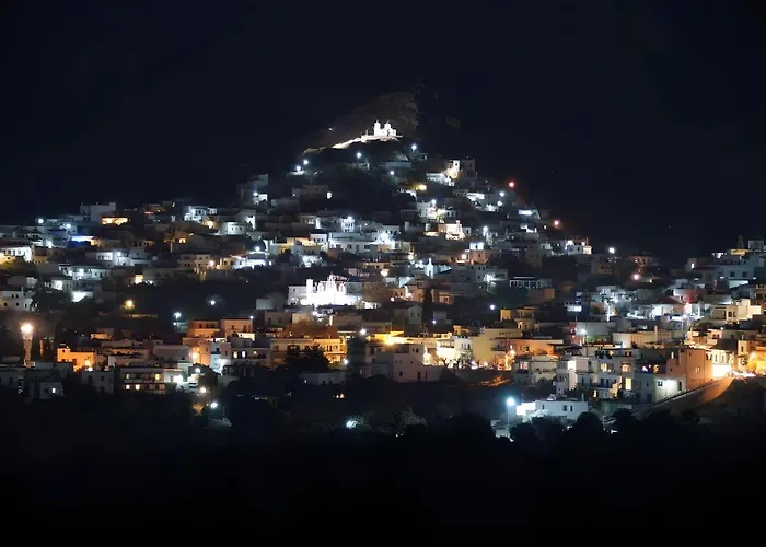 Holiday home Zeus House